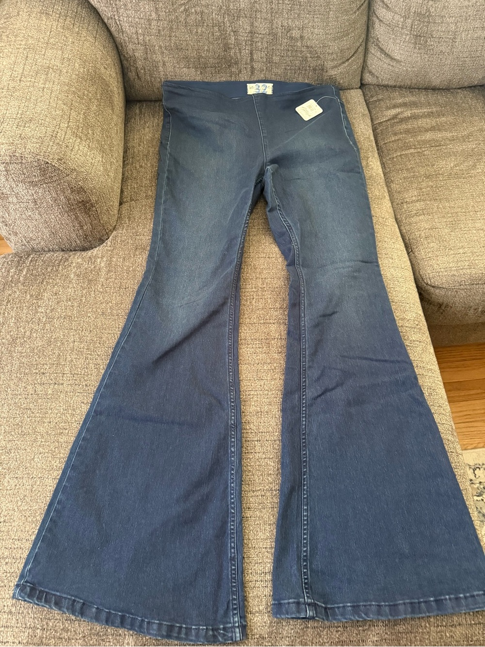 NWT We The Free Dark Blue Wide Leg Flare Jeans